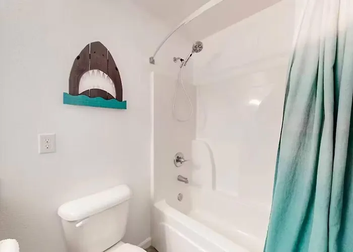 Coastal Retreat Near Uwf Family-friendly Holiday home Pensacola
