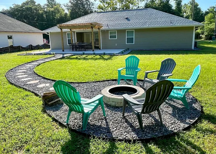 Coastal Retreat Near Uwf Family-friendly Holiday home Pensacola